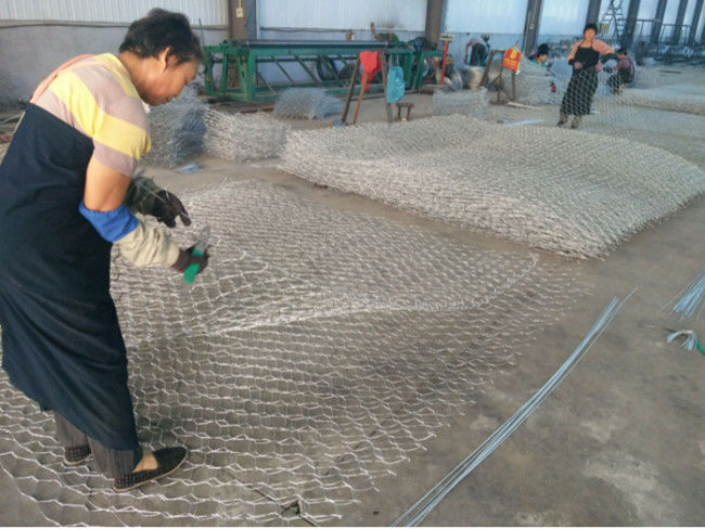 O PE do cabo flexível revestiu o controlo de cheias sextavado do PVC Gabion Mesh Baskets HBGB 2