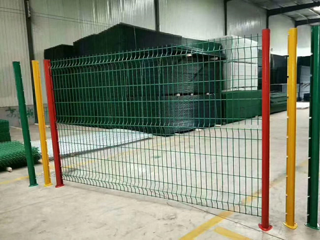 a abertura 3x3 de 50x150mm soldou o poder que dos painéis do fio 3d revestido curvou o calibre 6 1