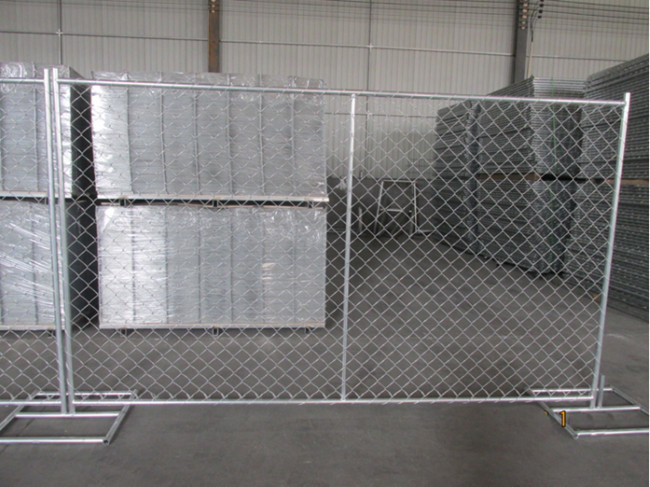 O pulverizador de prata provisório de superfície liso de Panel 6x12 da cerca da construção 8×10 pintou 1