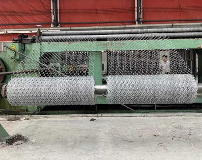 o Pvc do tamanho do furo de 2.0mm 60*80mm revestiu a caixa de Gabion para o colchão da terraplenagem do rio 0