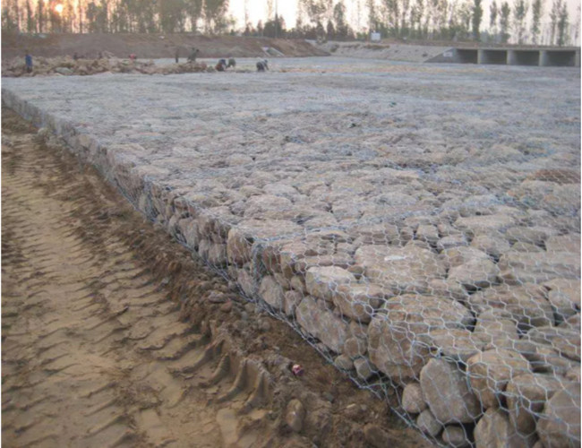 o Pvc galvanizado tecido elevação da caixa de 0.5m Gabion revestiu o reforço da represa 2